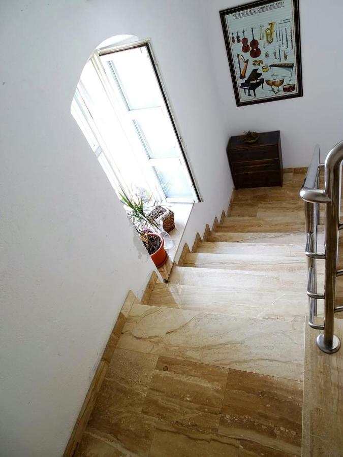 Apartment Naita Sinj Exterior photo